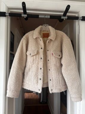 Levi's Cream Off-White Sherpa Jacket
